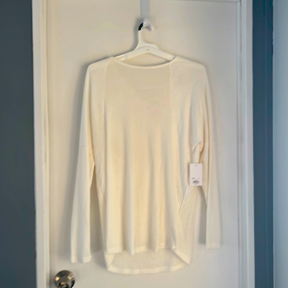 White winter sweater L